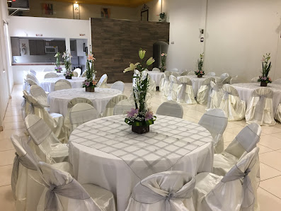 Usaj Salón Jardín